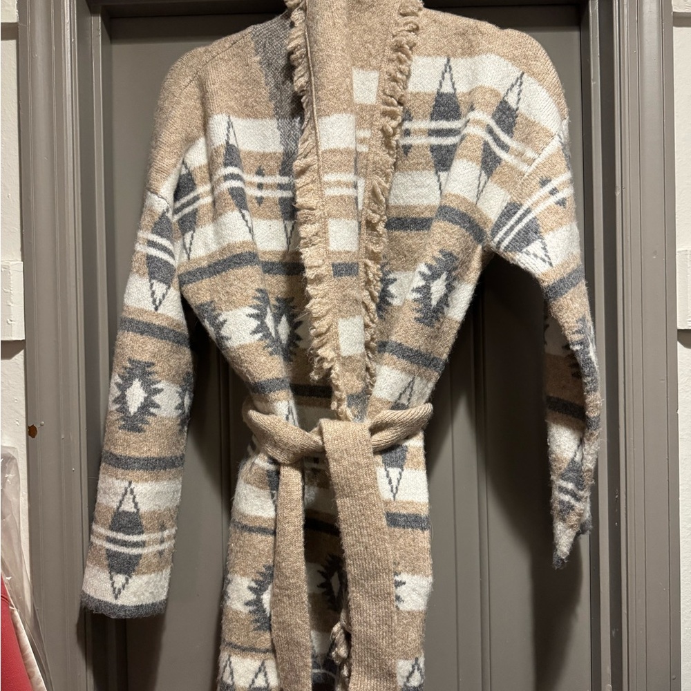 Tahari Beige and Gray Knit Cardigan